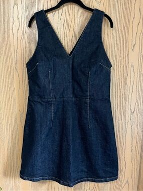 Size 12 TOPSHOP MOTO Denim V Neck Dress